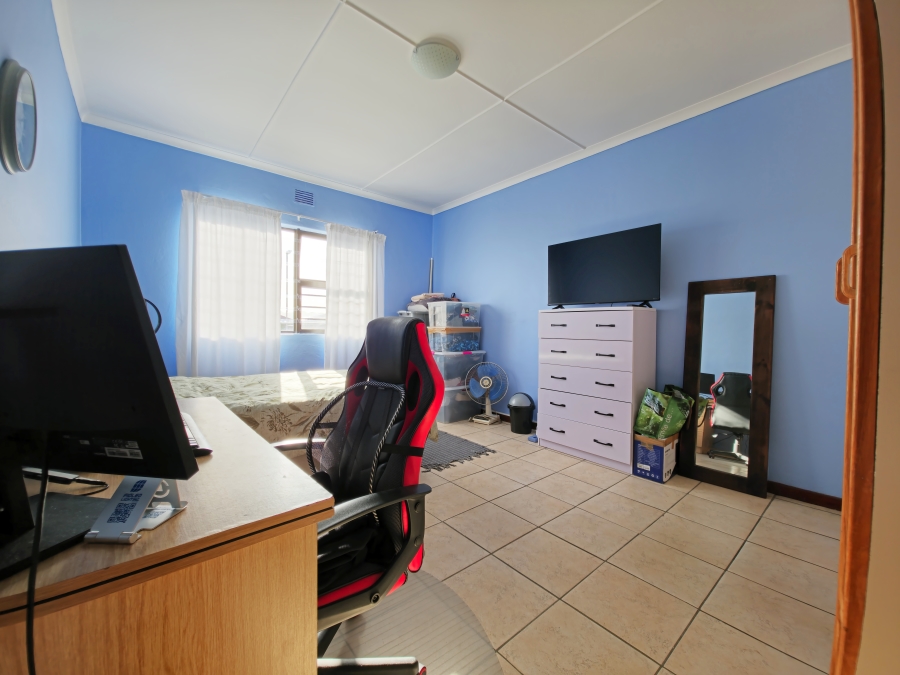 3 Bedroom Property for Sale in Hawston Western Cape